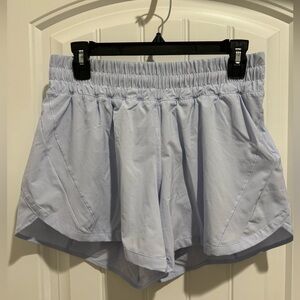 Lululemon / Track That Mid-Rise Short 5” / Pastel Blue